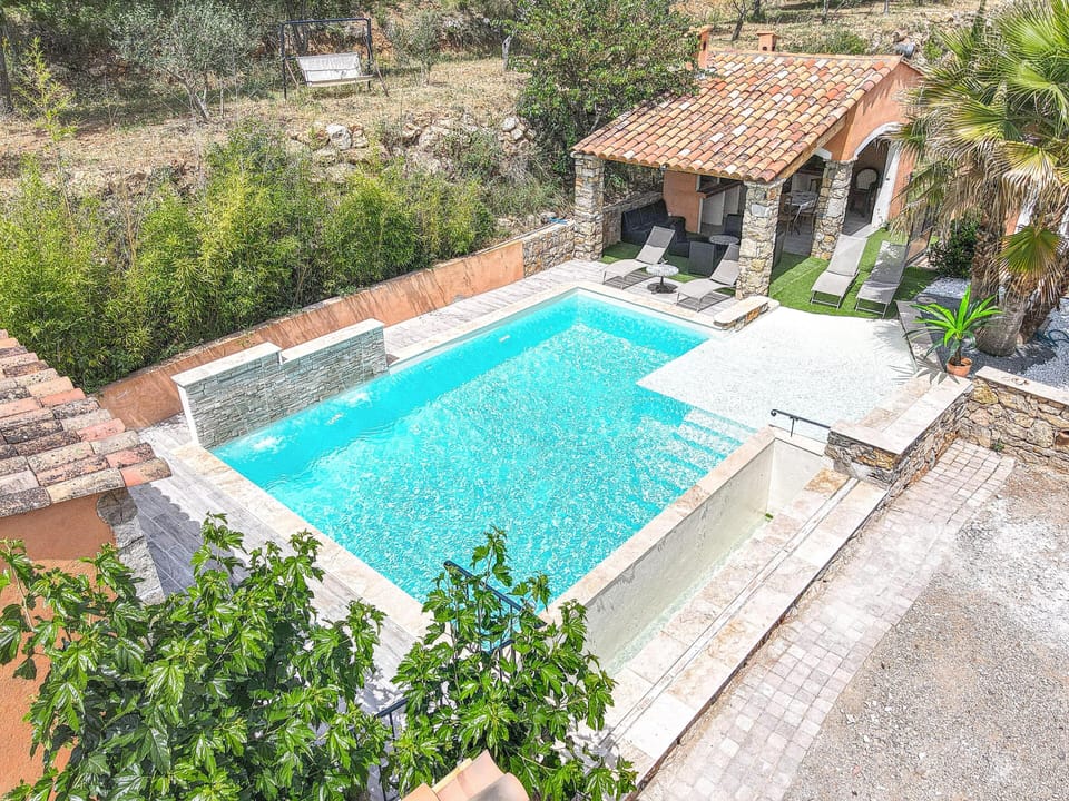 Holiday Home Swimming Pool