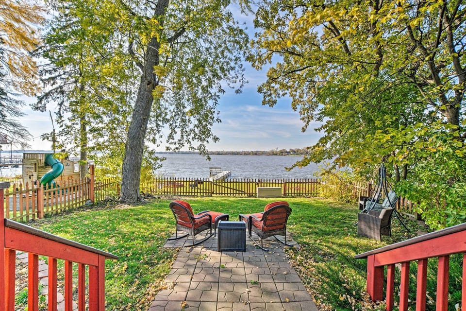 Fox Lake Vacation Rental | 5BR | 4BA | 3 Stories | Stairs Required | 2,800 Sq Ft