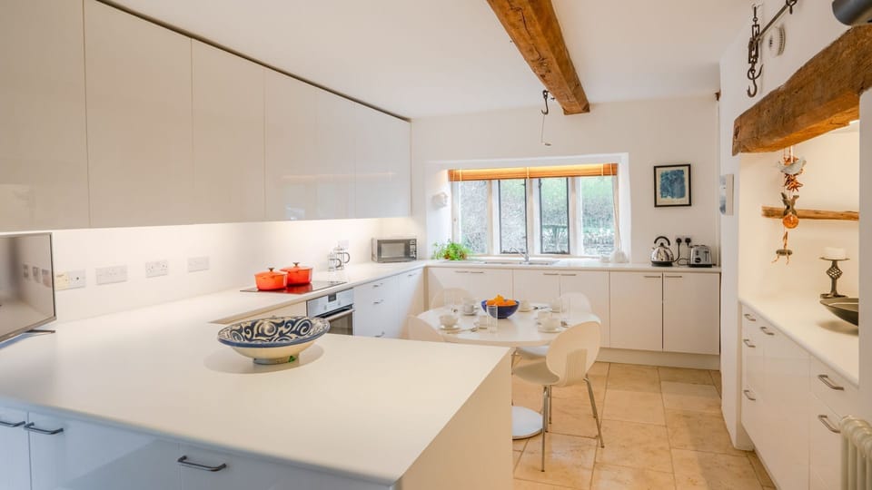 Kitchen, The Barracks, Bolthole Retreats