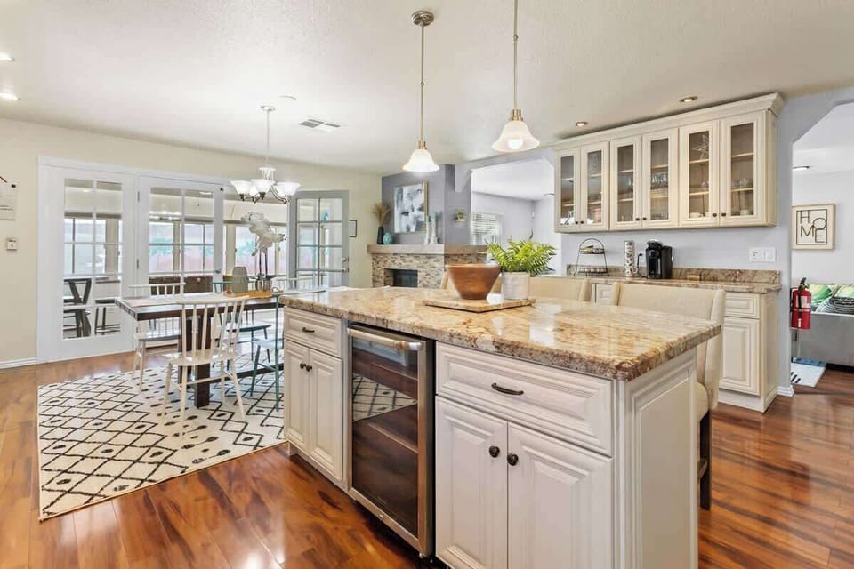 Cooking is a completely selfless art form: all great cooks, like all great artists, must have a kitchen that is worth cooking in.
