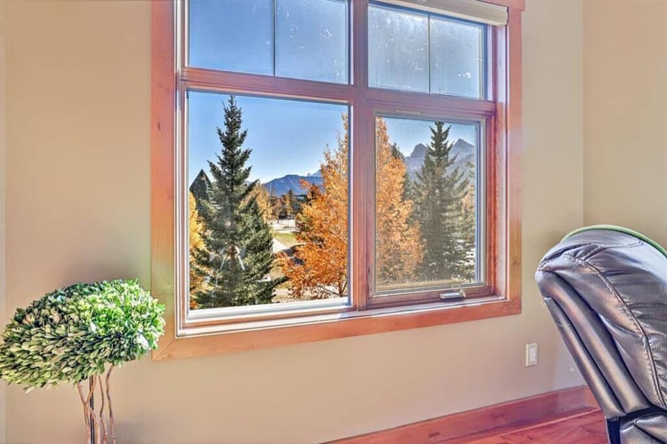Living room views of iconic Three Sisters