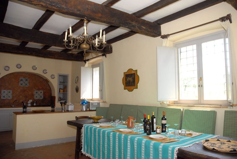 podere-san-giovanni-narni-terni-villa-dining-room