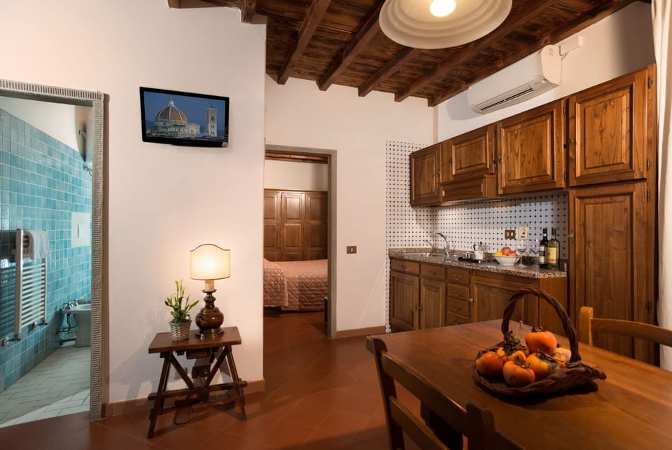 la-piazza-di-san-donato-reggello-multiproperty-san-donato-1-trilo-living-room