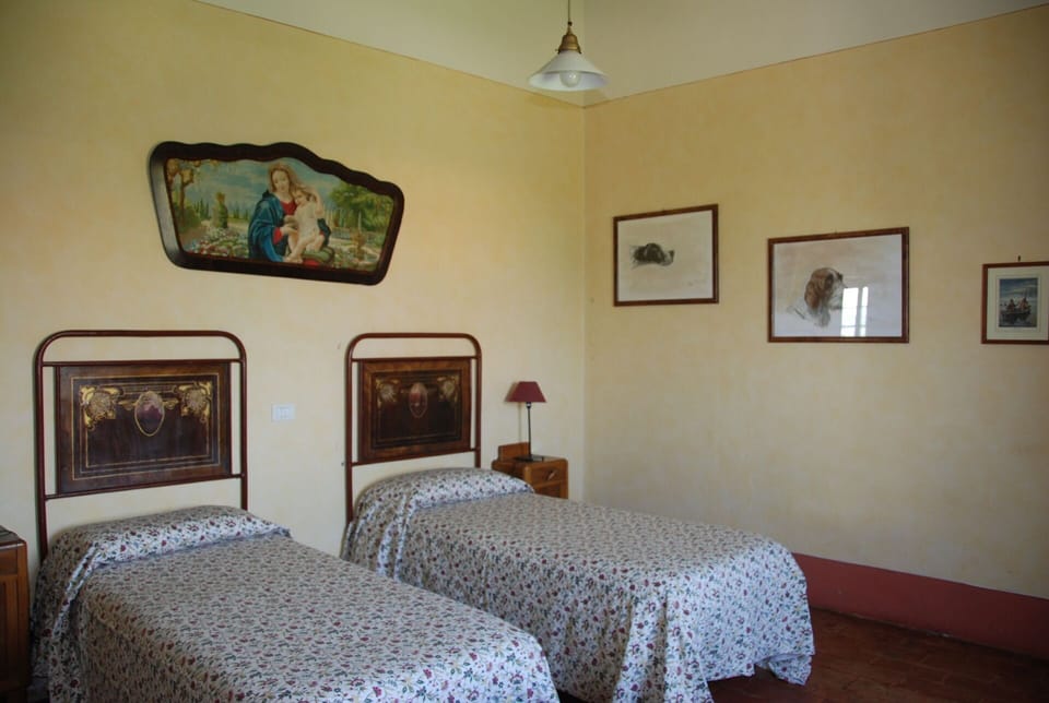 agriturismo-cabbiavoli-chianti-multiproperty-casa-marcello-pesco-bedroom