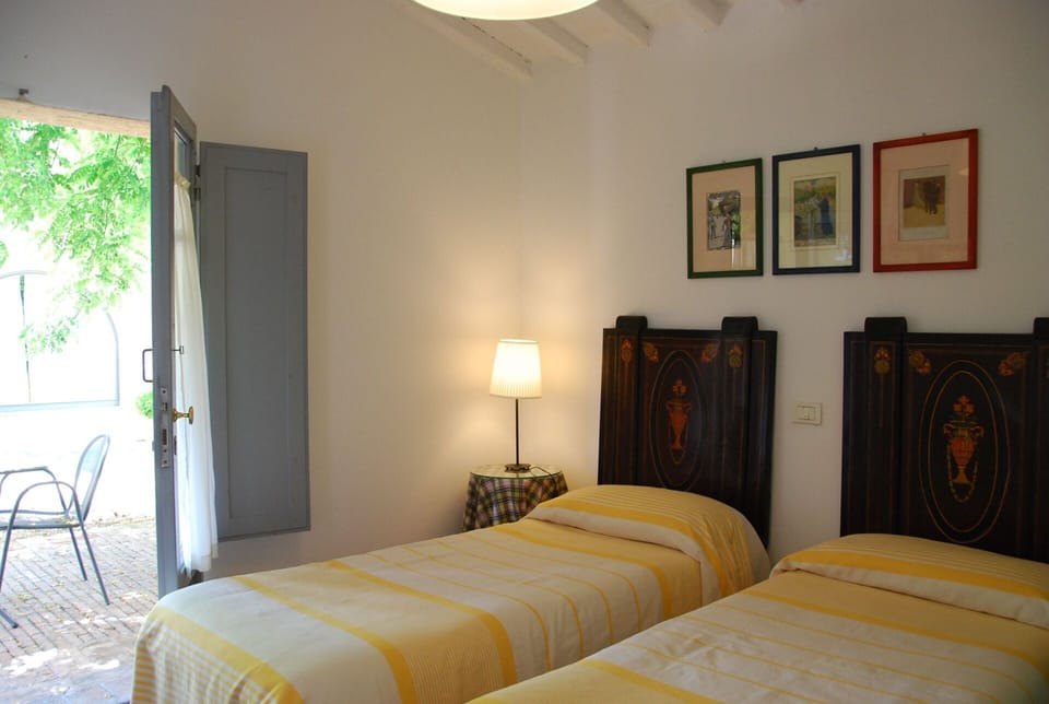 agriturismo-cabbiavoli-chianti-multiproperty-casa-marcello-fico-bedroom