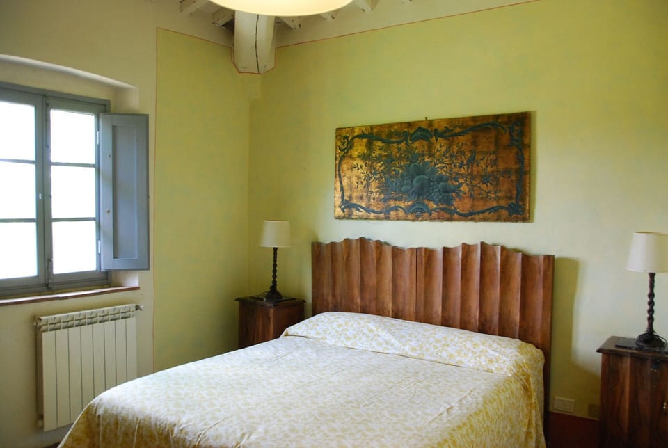 agriturismo-cabbiavoli-chianti-multiproperty-casa-marcello-ciliegio-bedroom