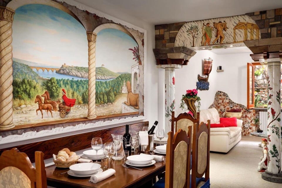 villa-dei-dipinti-schiazzano-villa-dining-room