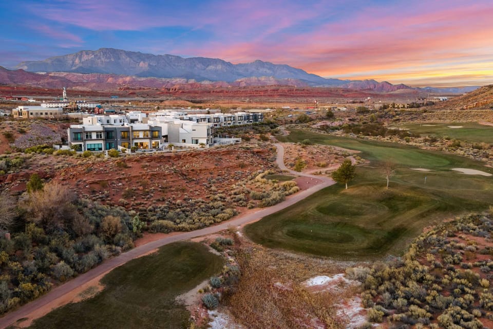 Community Overlooking the Golf Course