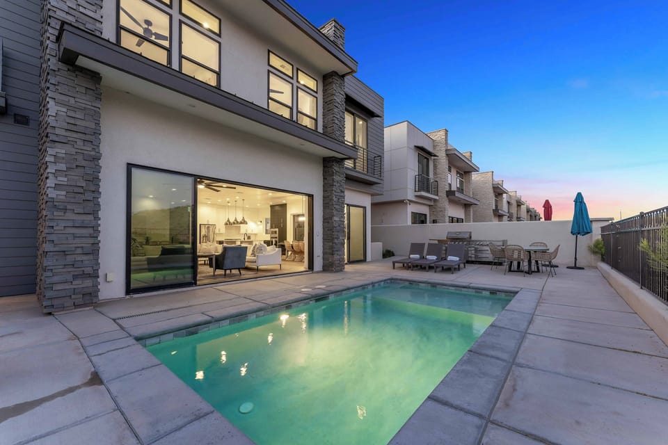 Private Pool: House 2