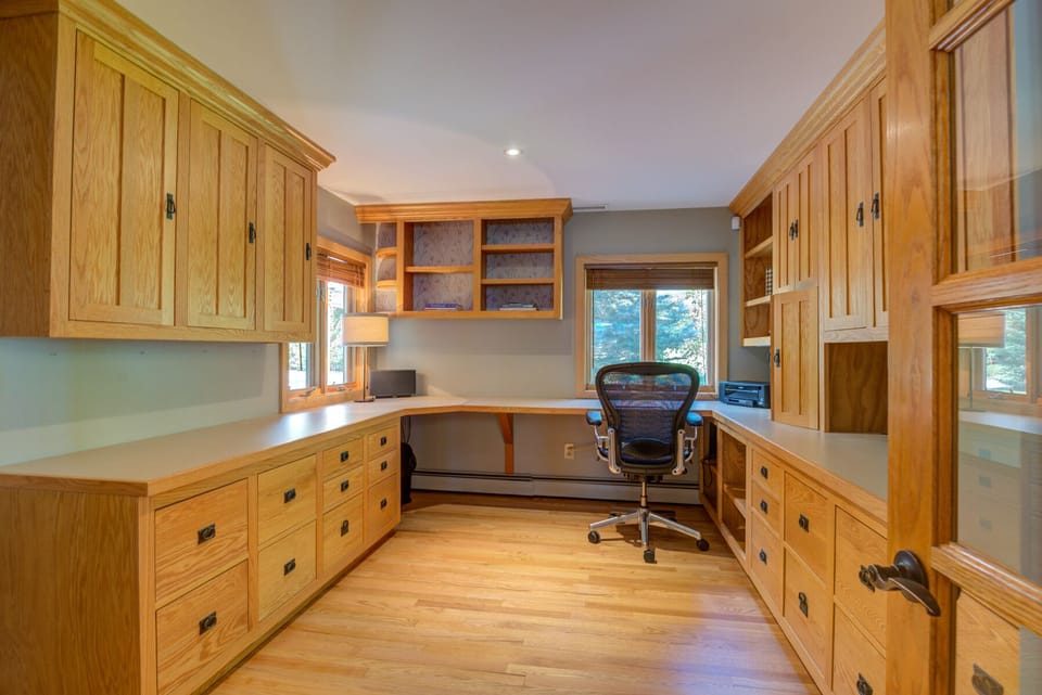 Private office 