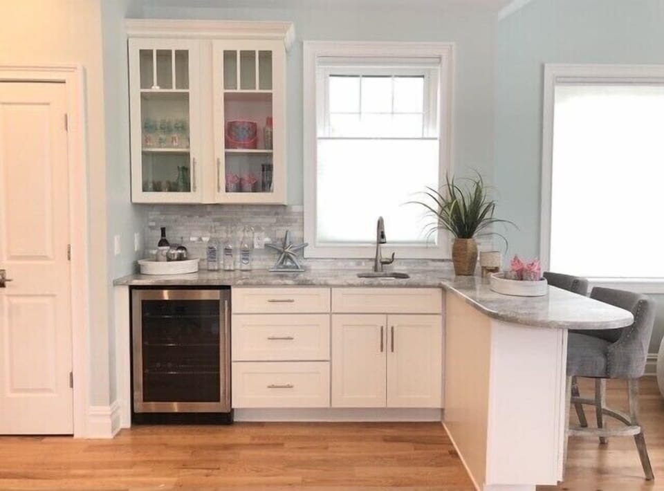 2nd floor Wet bar w/beverage center.