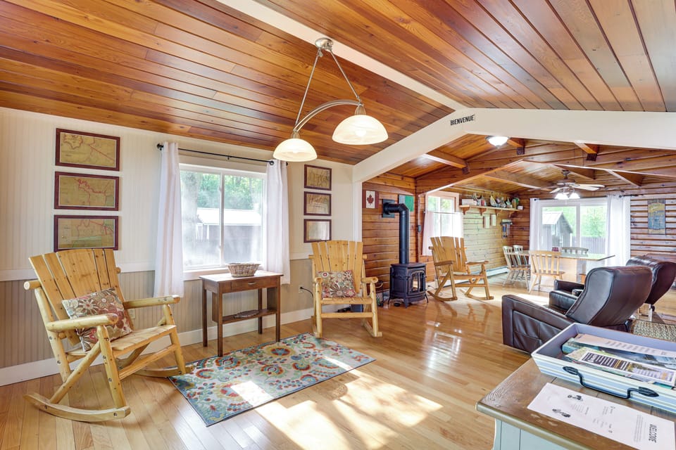 South Hero Vacation Rental | 3BR | 2BA | Single Story | 3 Steps Required