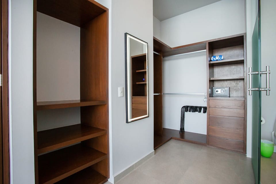 Ample closet space