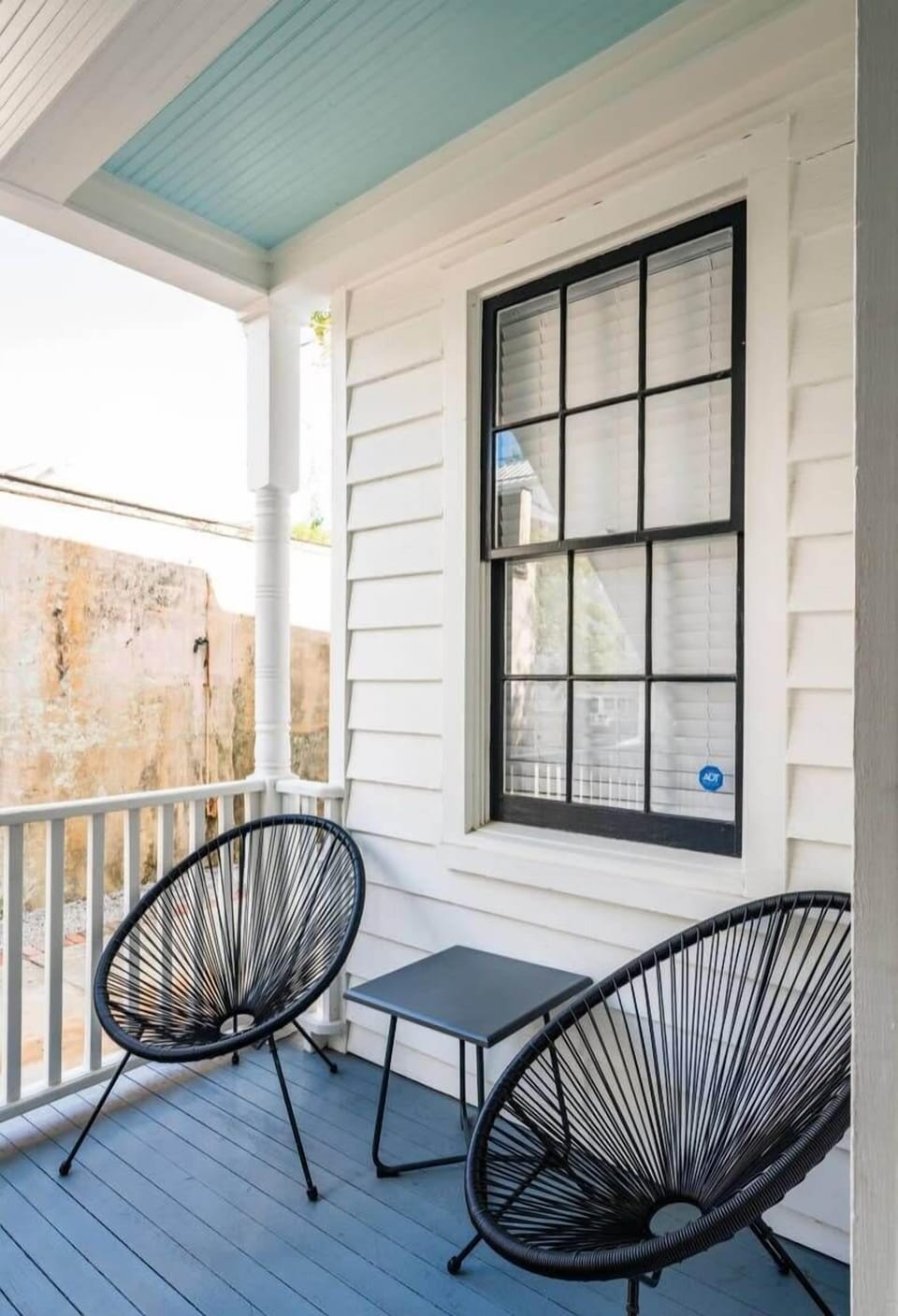 Balcony with seating!
