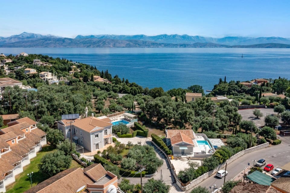 Villa Perla image