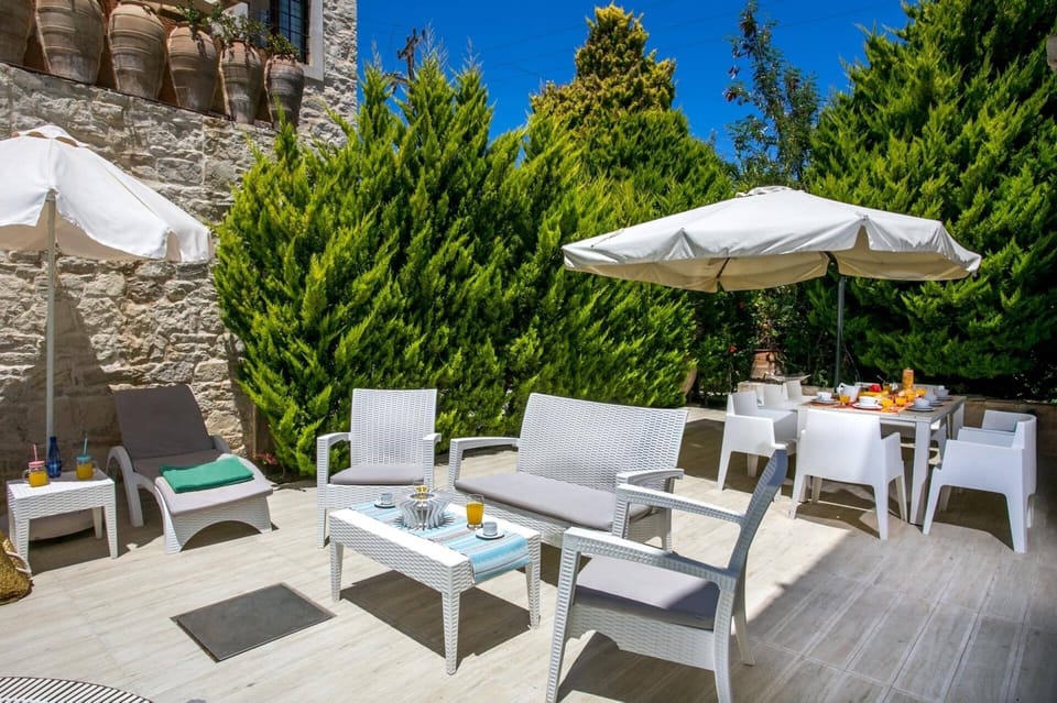 Villa Dominikos image