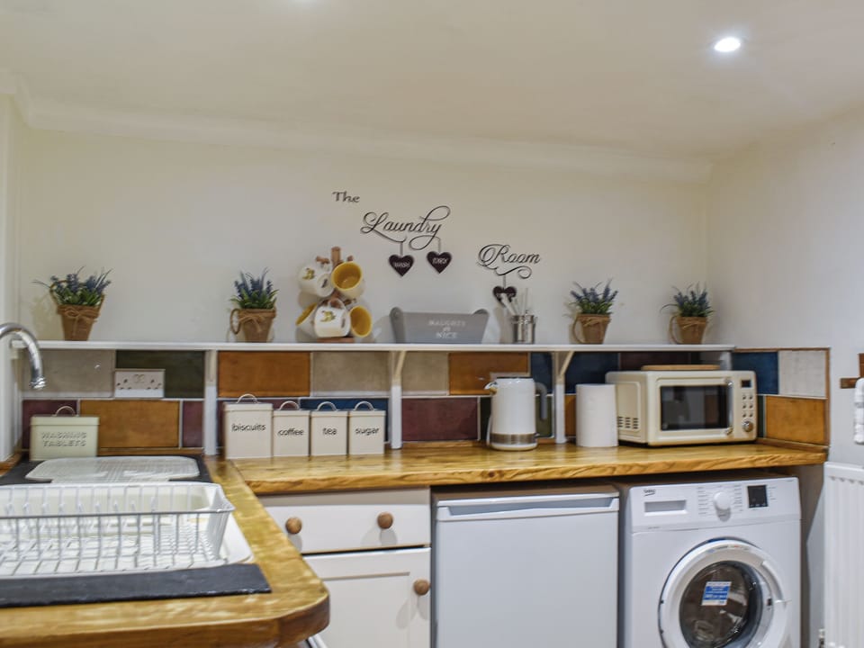 scullery/utility room | Cobblers Cottage, Petworth, near Arundel