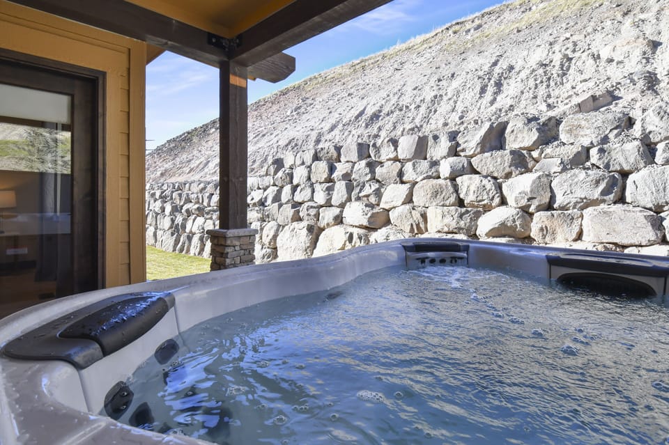 hot tub