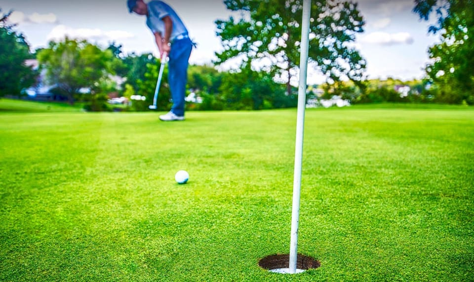 Enjoy a round of golf (additional fees)