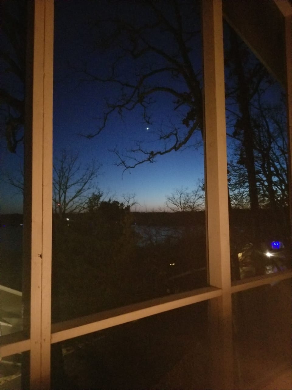 Enjoy the star show over the lake!