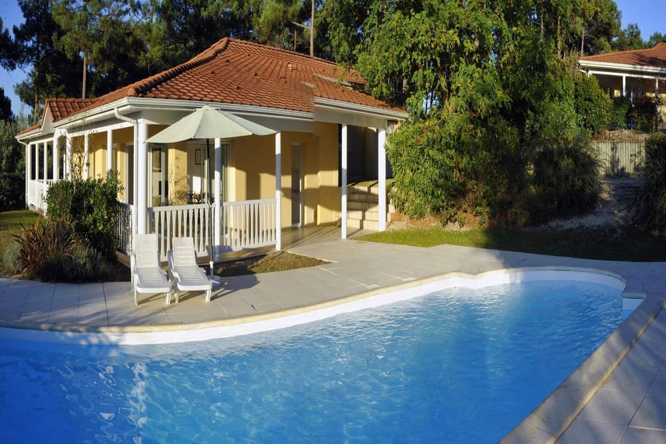 Holiday Home Swimming Pool