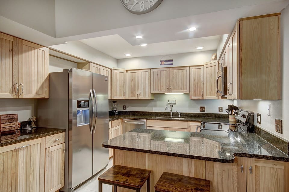 Full Kitchen