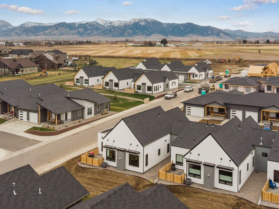 New Construction Townhouse conveniently located on Bozeman's Four Corners area, just west of town close to shopping, fine dining, and only 15 minutes from downtown main street.
