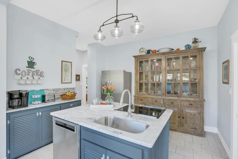 Kitchen is newly renovated with all new appliances, cooktop oven for the chef!