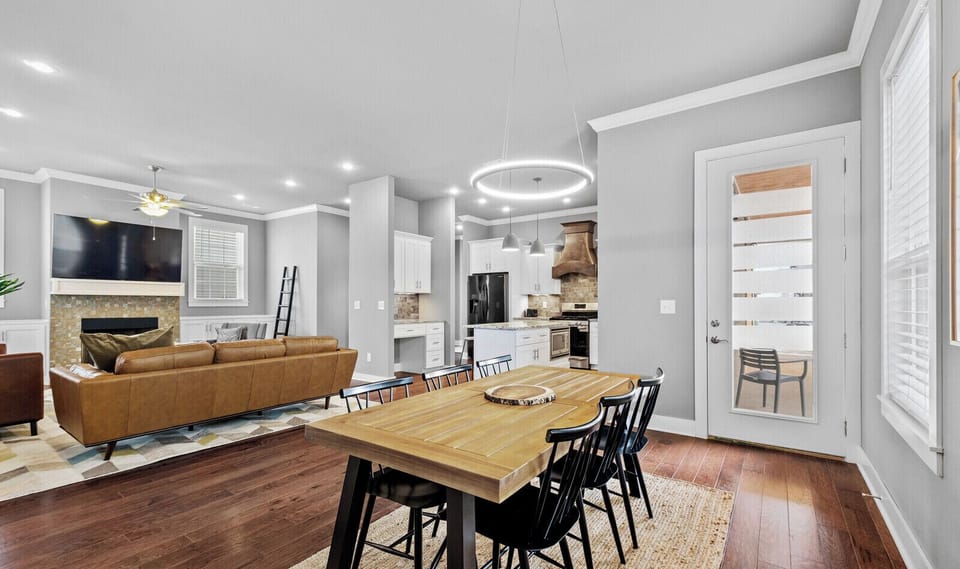 The Broadway by Native Host (22)