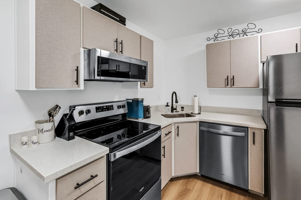 Room, Indoors, Refrigerator, Kitchen, Oven