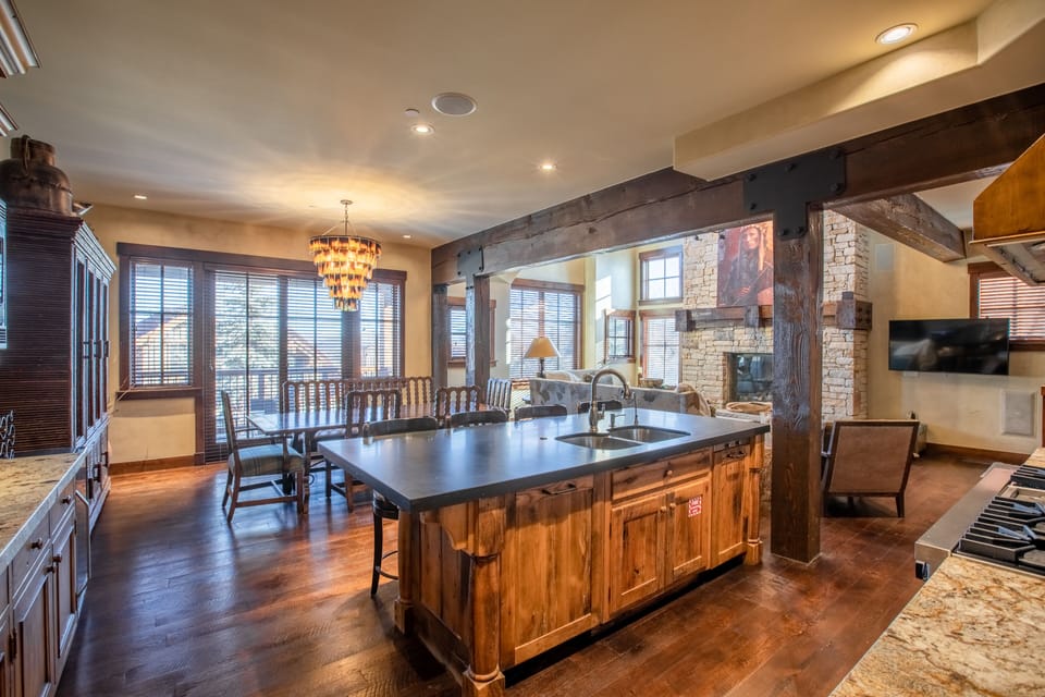 Beautiful, open kitchen, dining room and living room caters to gatherings.
