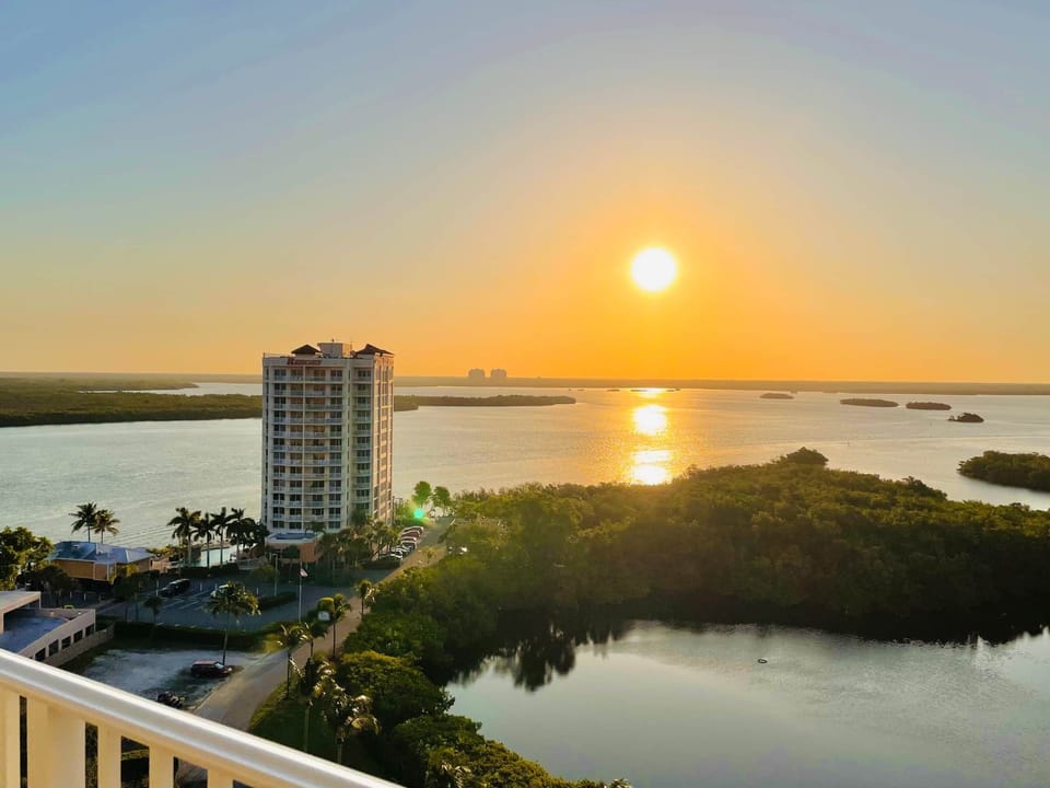 PH6 Lovers Key Vacations Balcony View (2)