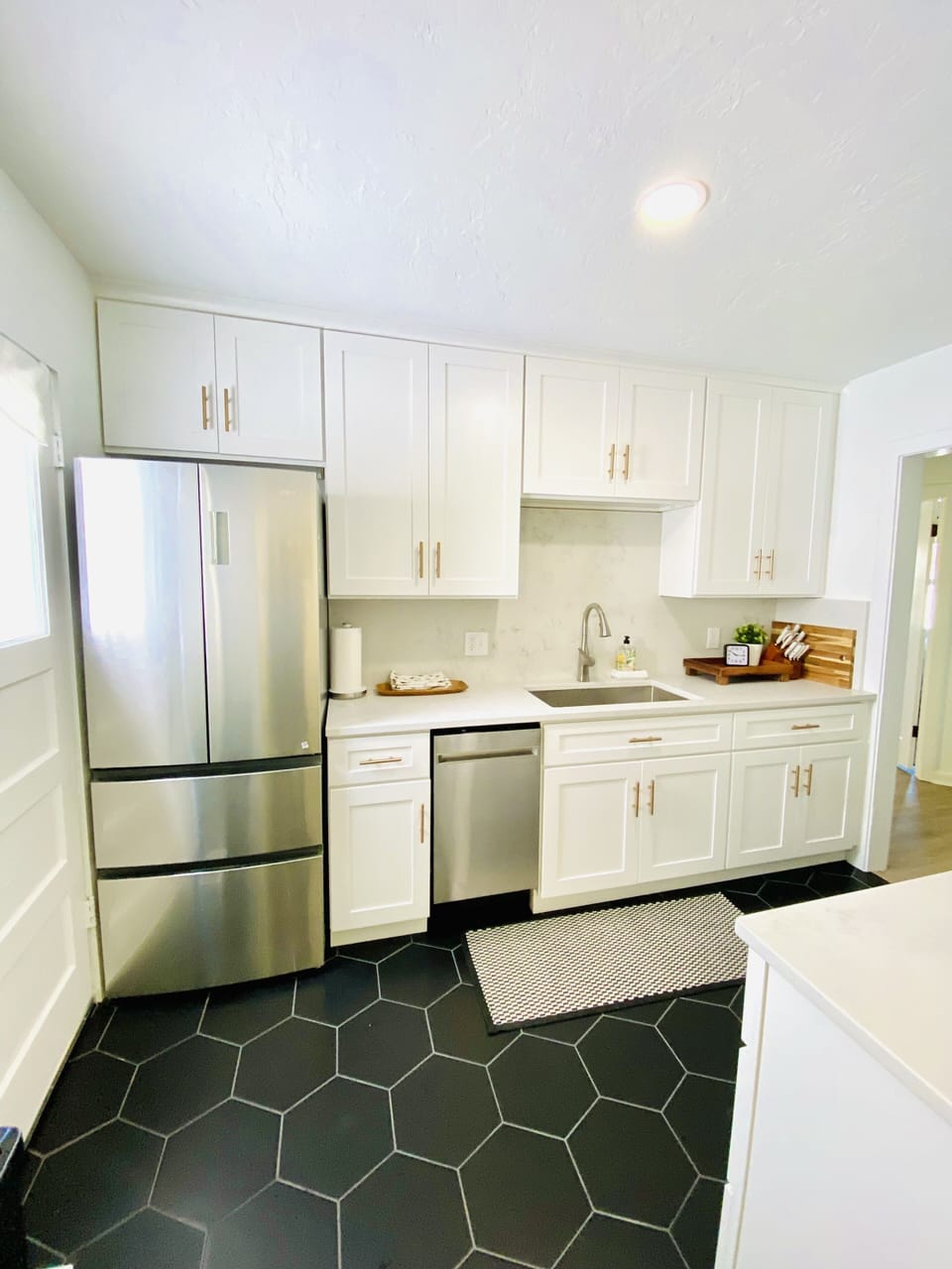 Fully stocked and loaded kitchen with all the necessities to cook your meals!