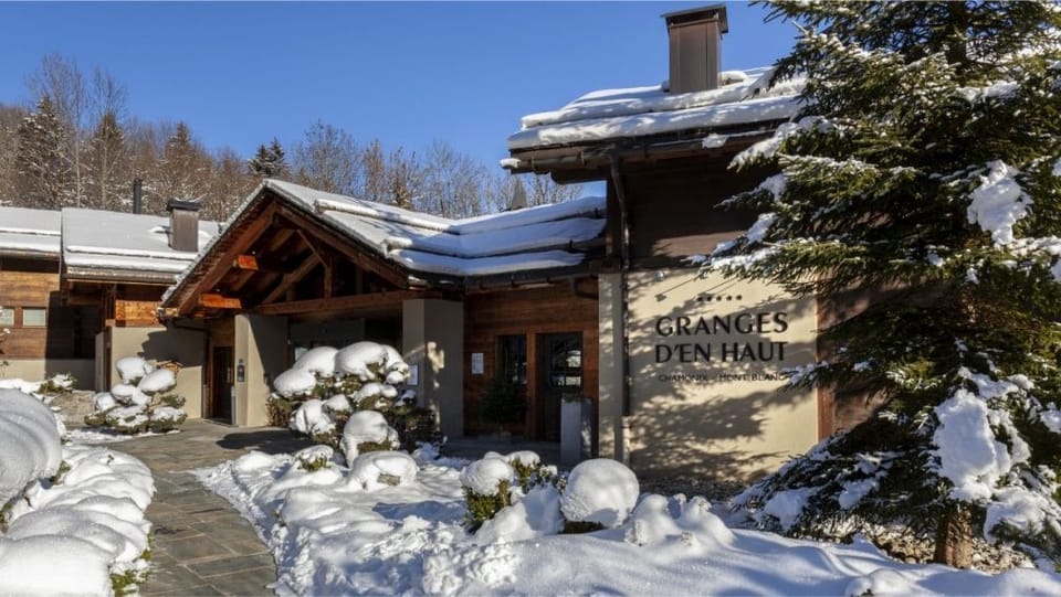 Be sure to enjoy all the amazing amenities located in the main chalet!