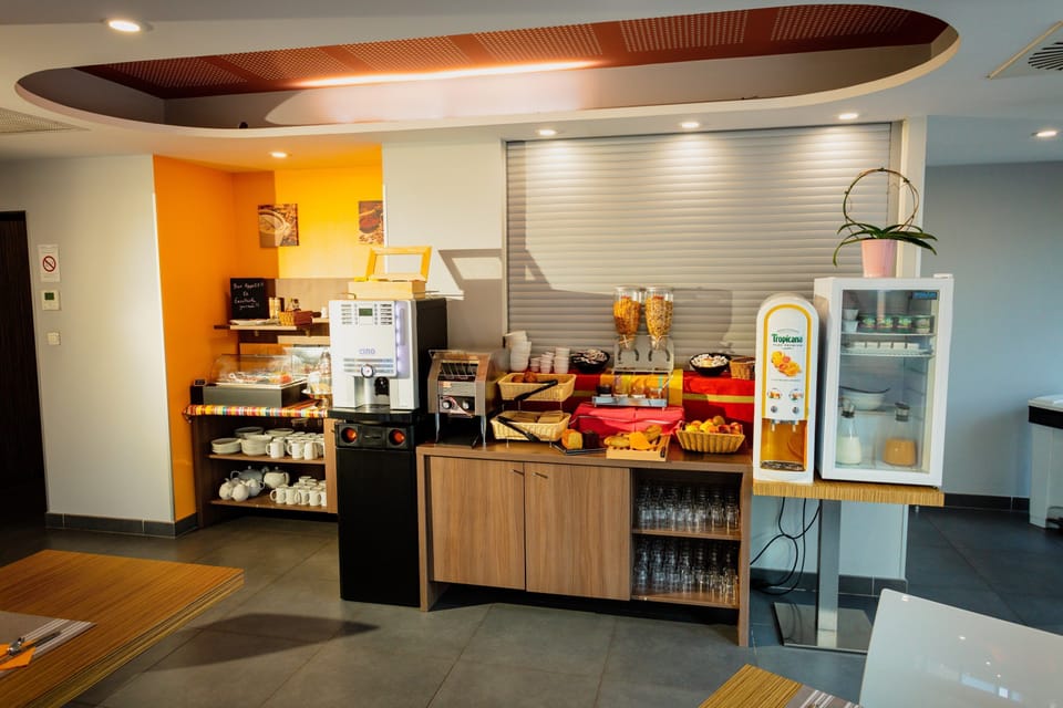 Enjoy a delicious Continental breakfast (charges apply)