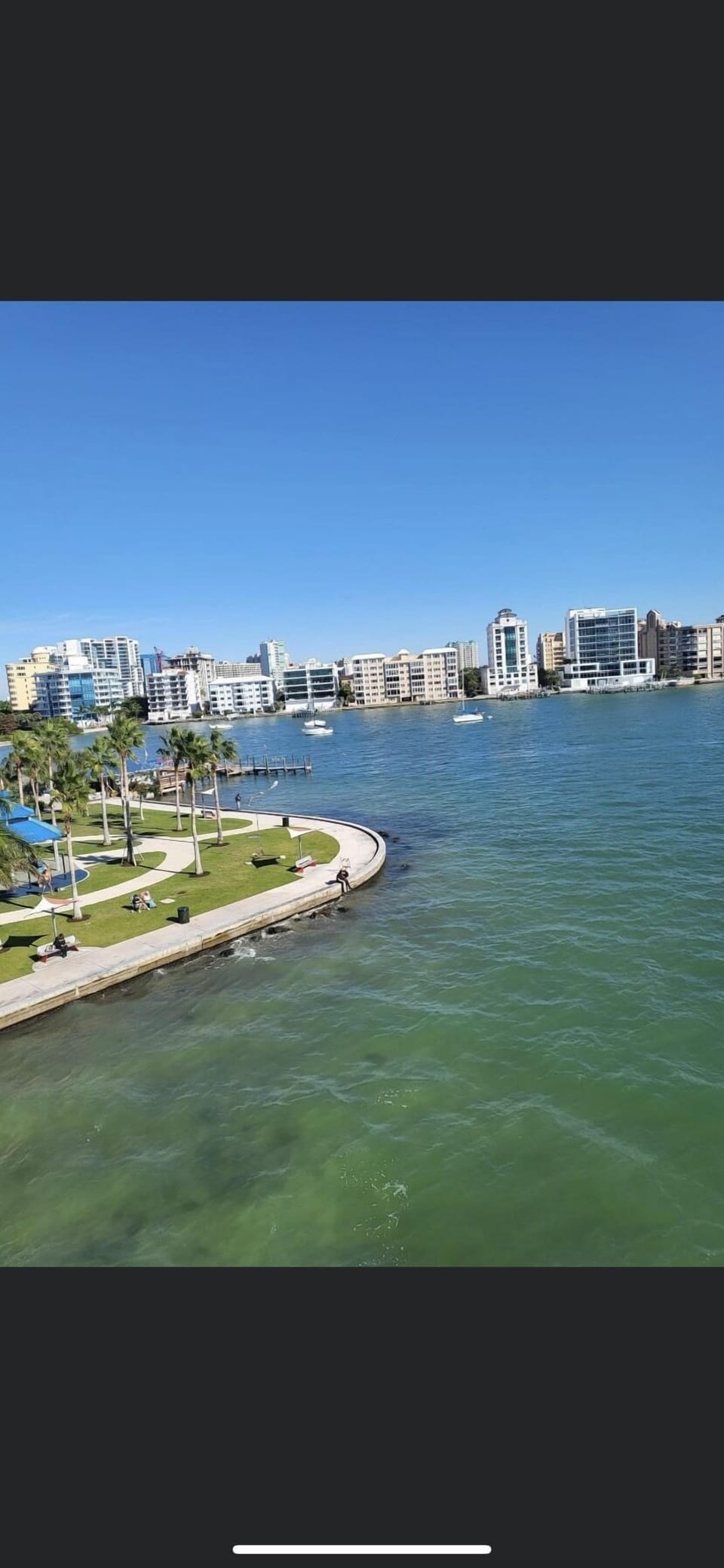 Bayfront Park featuring O'Leary's Tiki Bar 4 minute drive 