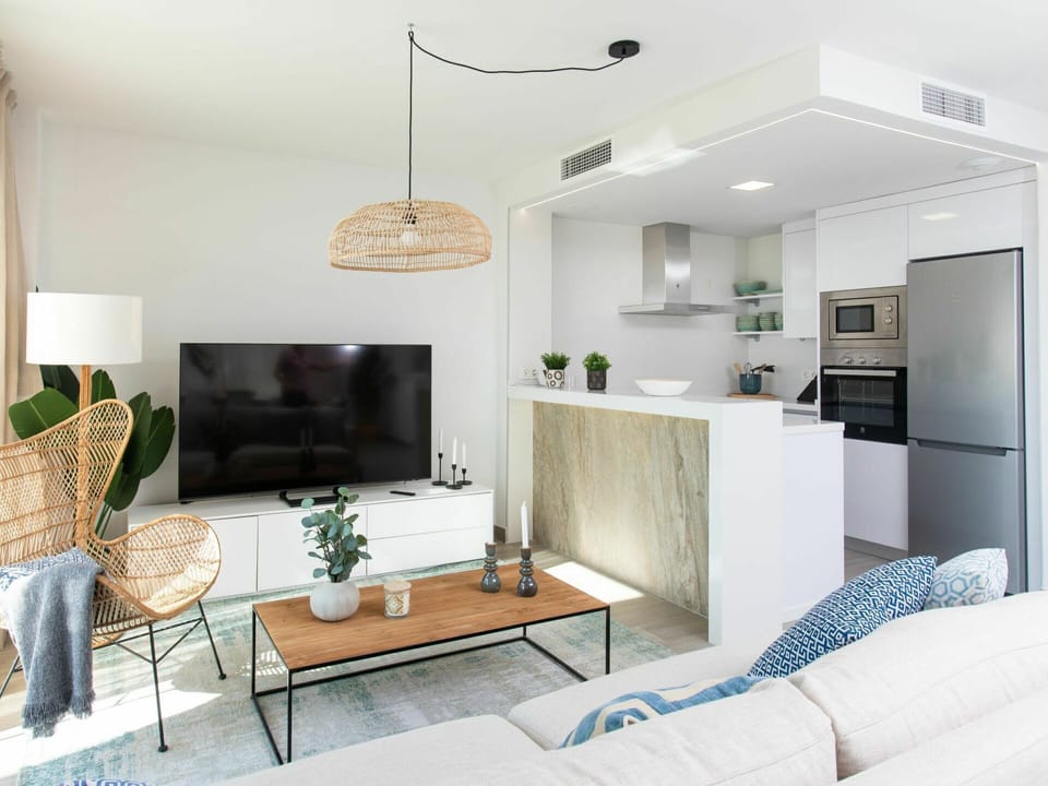 Furniture, Property, Table, Couch, White, Green, Houseplant, Comfort, Lighting, Interior Design