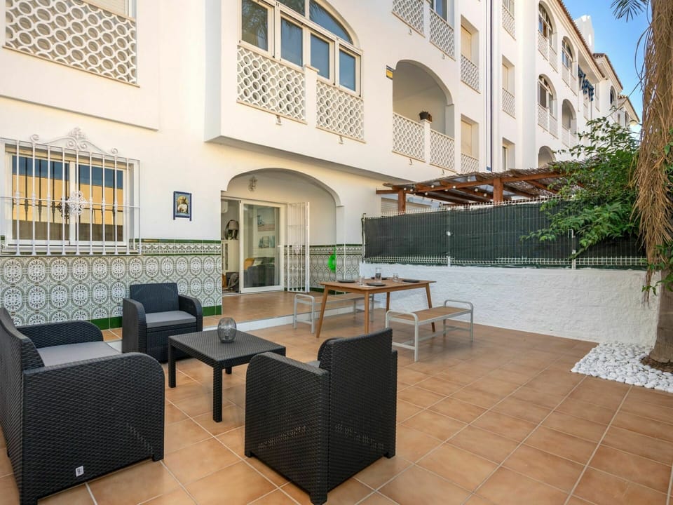 Furniture, Property, Table, Plant, Window, Building, Chair, Flooring, Shade, Floor
