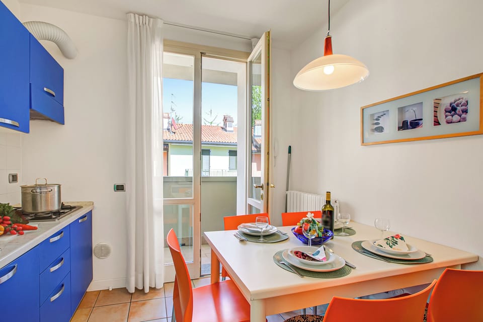 Kitchen and dining area