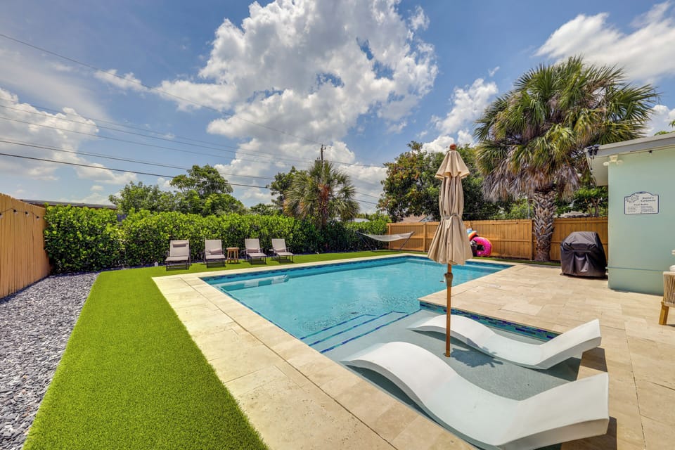 Delray Beach Vacation Rental | 3BR | 2BA | 1,220 Sq Ft | 2 Steps to Enter