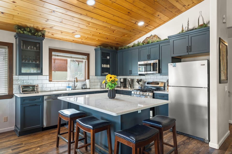 Kitchen: Mountain Relaxation Haven