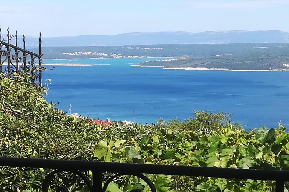 Surroundings [summer] (1-5 km)