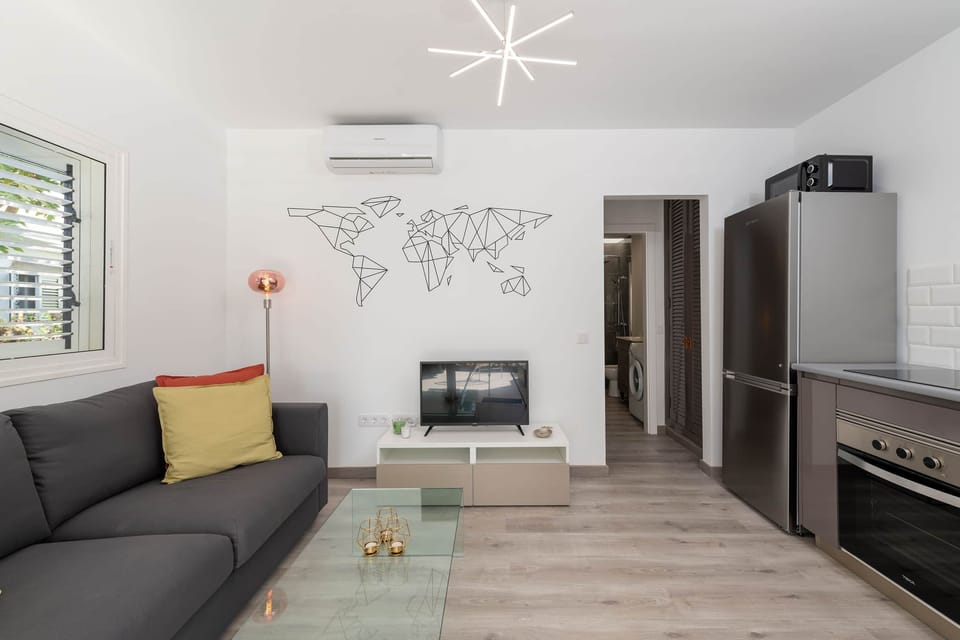 Living room (2)