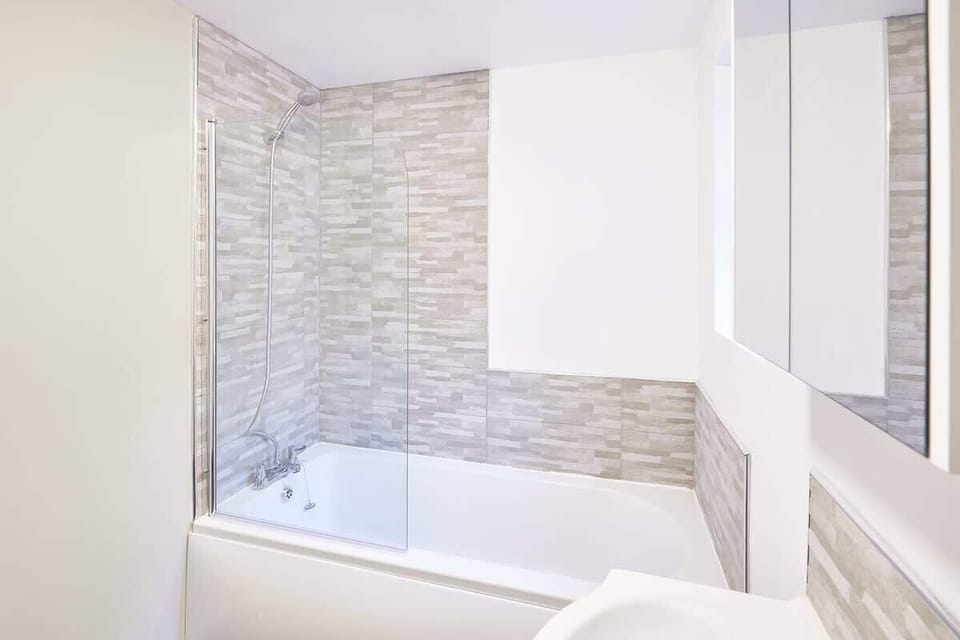 Apt 3 @ Clarendon, Redcar - Host & Stay