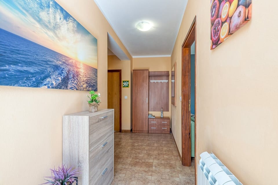 Apartment Mirijana in Tar close to the sea Apartment in Istria County