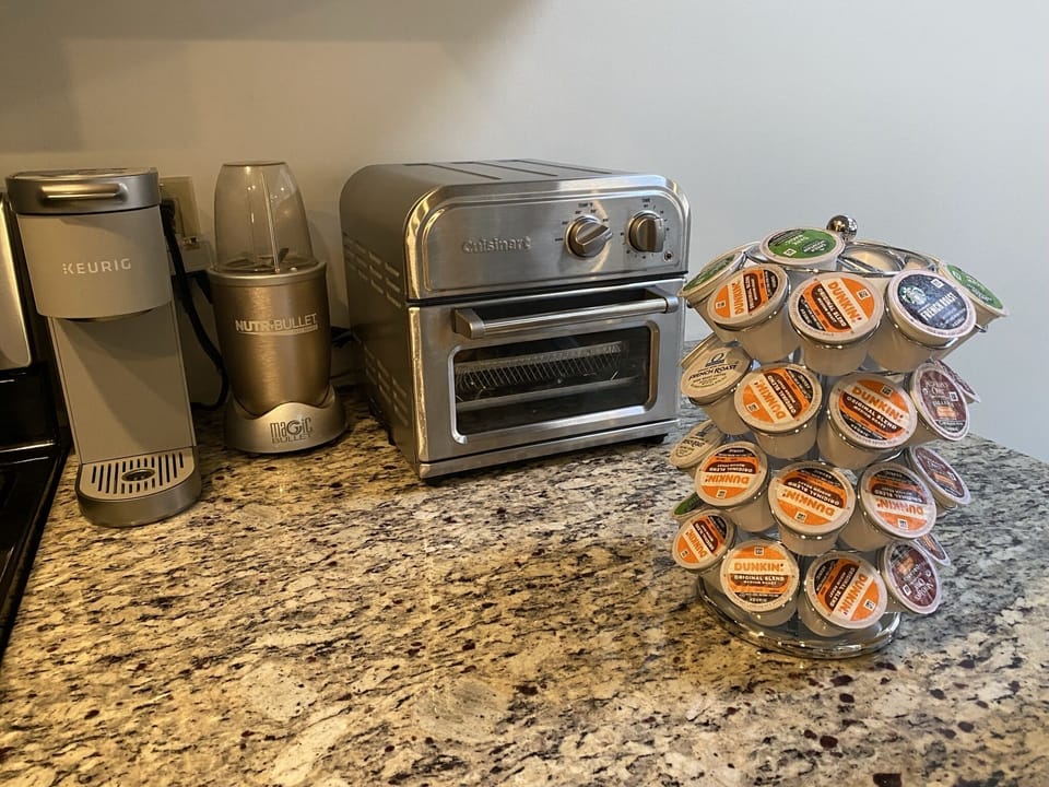 Nutri Bullet, Air Fryer, Kurig, Selection of coffees and Hot Cocoa…
