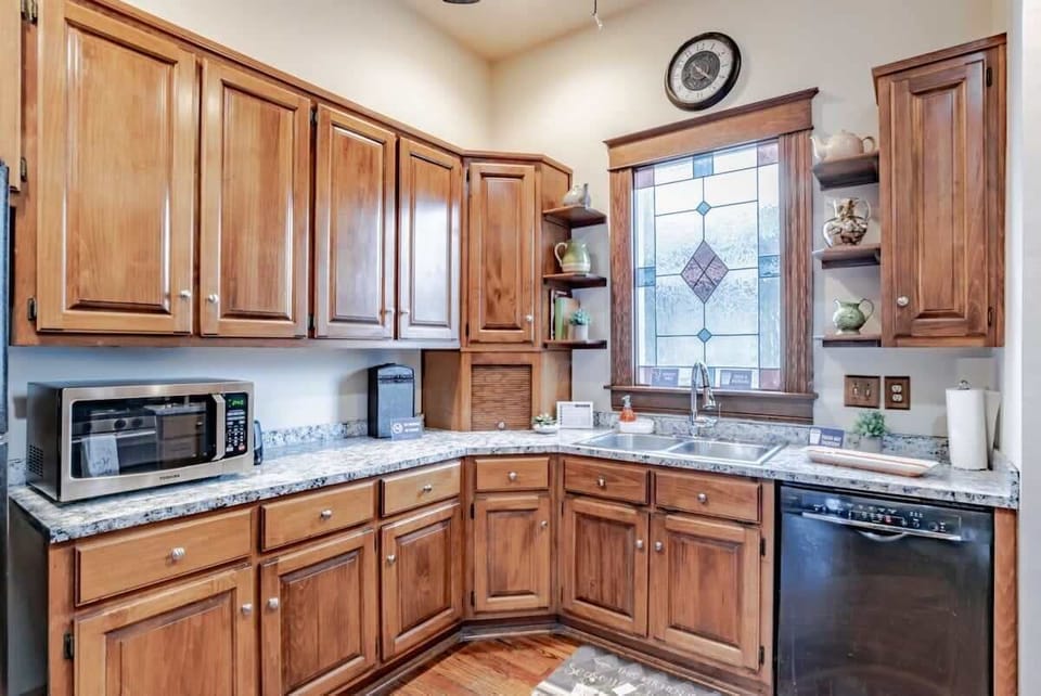 Fully equipped kitchen