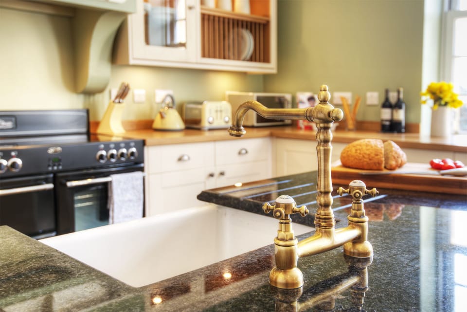 Classic country kitchen with range cooker 