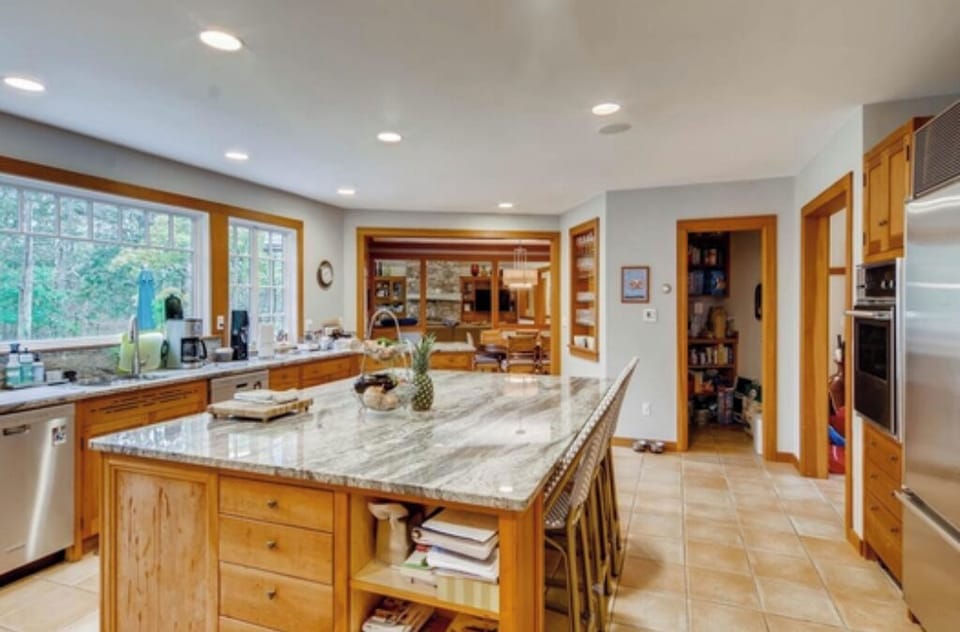 Another view of the kitchen
