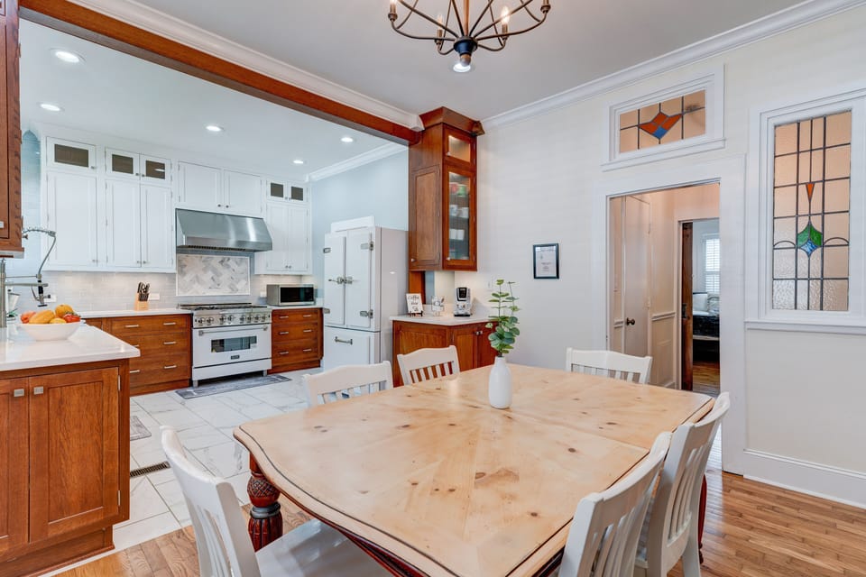 Kitchen and dinning room